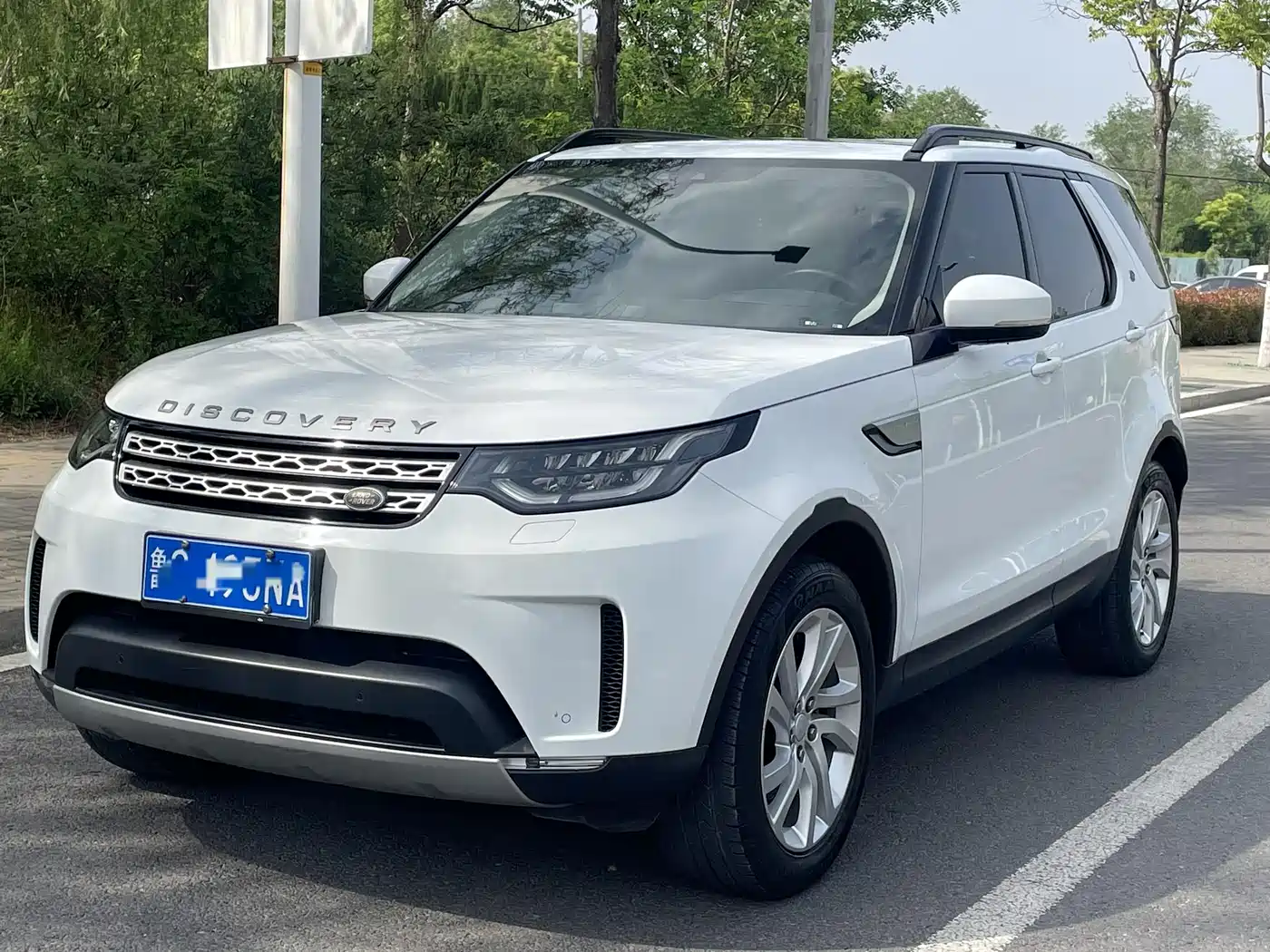 Land Rover Discovery 2017 3.0 SC V6 HSE