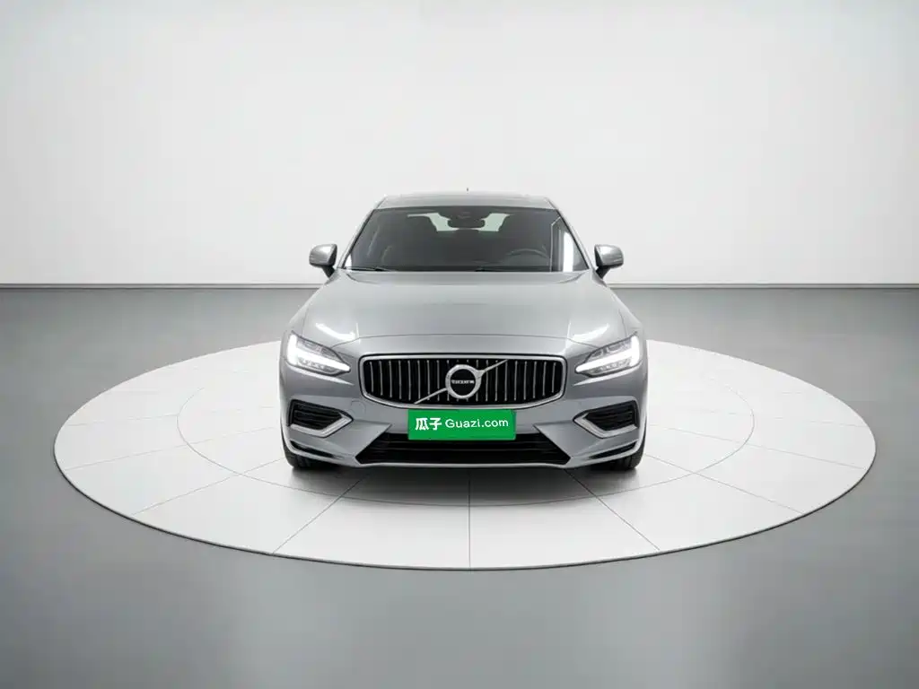 Photo 2 - Volvo S60