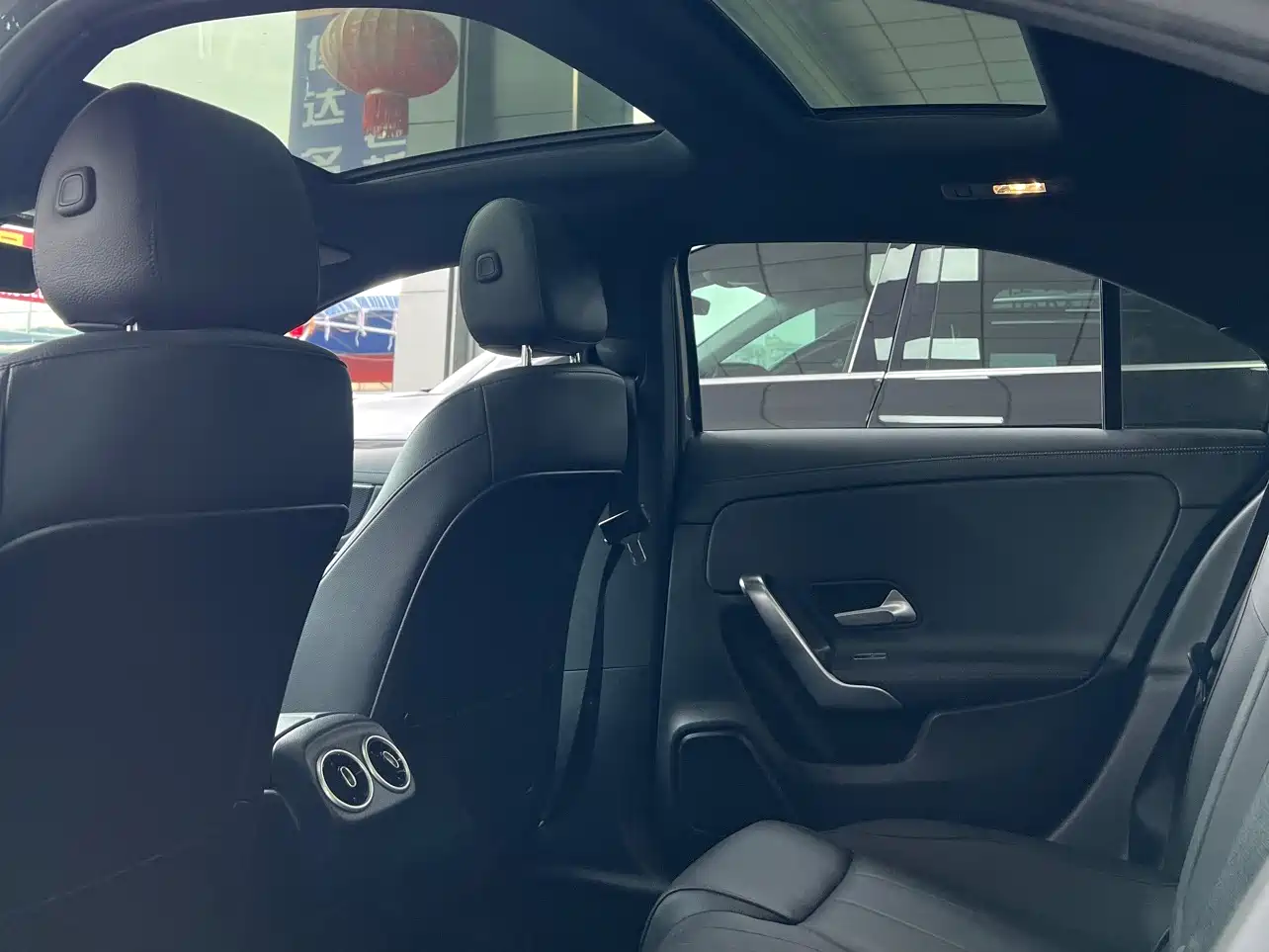 Mercedes-Benz A-Class 2022 Facelift A 200 L Sport Sedan Dynamic фото 5