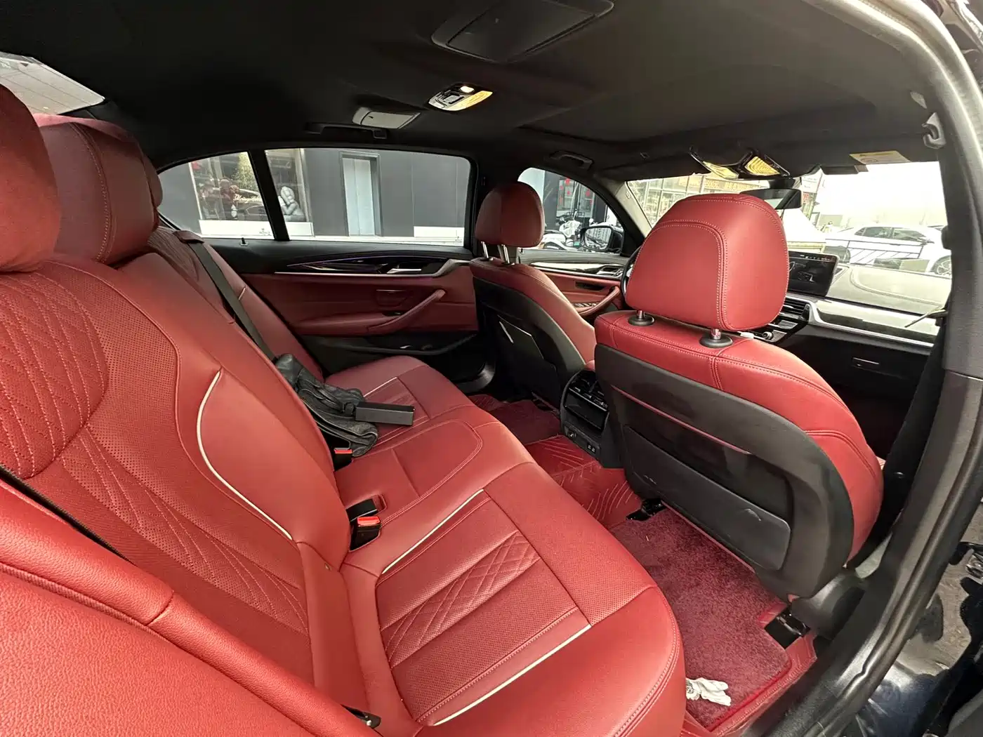 BMW 5 Series 2022 Model Second Facelift 525Li Luxury Package фото 11
