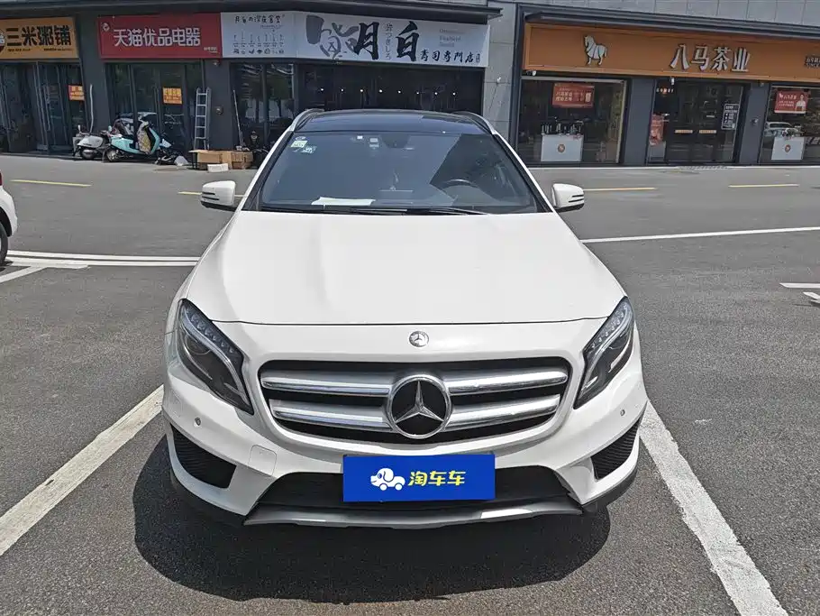 Mercedes-Benz GLA 2015 GLA 260 4MATIC Sport фото 2