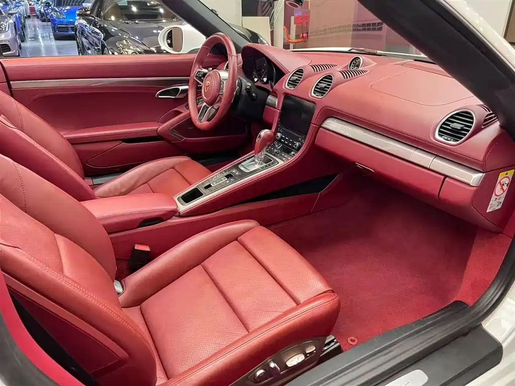 Porsche 718 2018 Boxster 2.0T фото 6