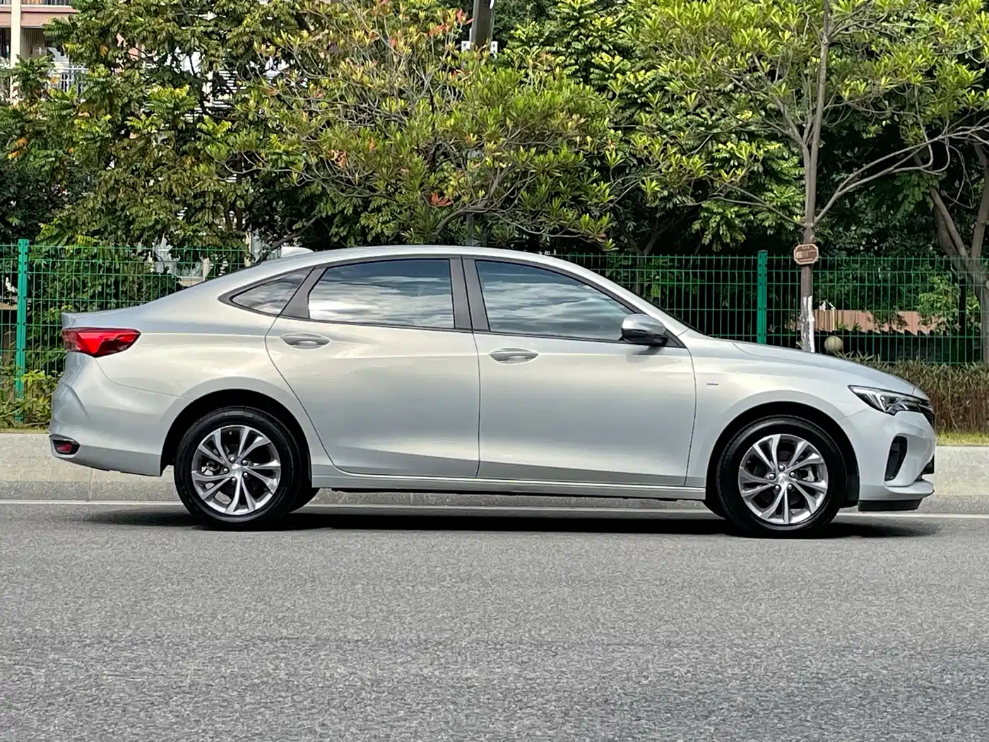 Buick Verano 2023 Pro Leisure Edition фото 6
