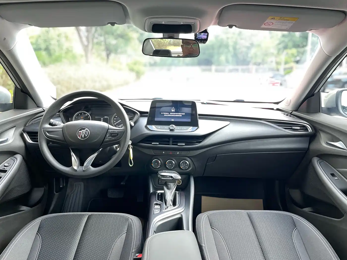 Buick Verano 2023 Pro Leisure Edition фото 12