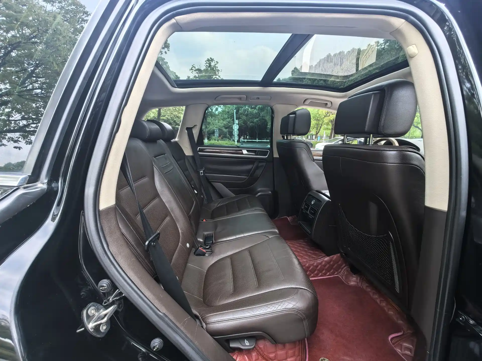 Фото 27 - Volkswagen Touareg