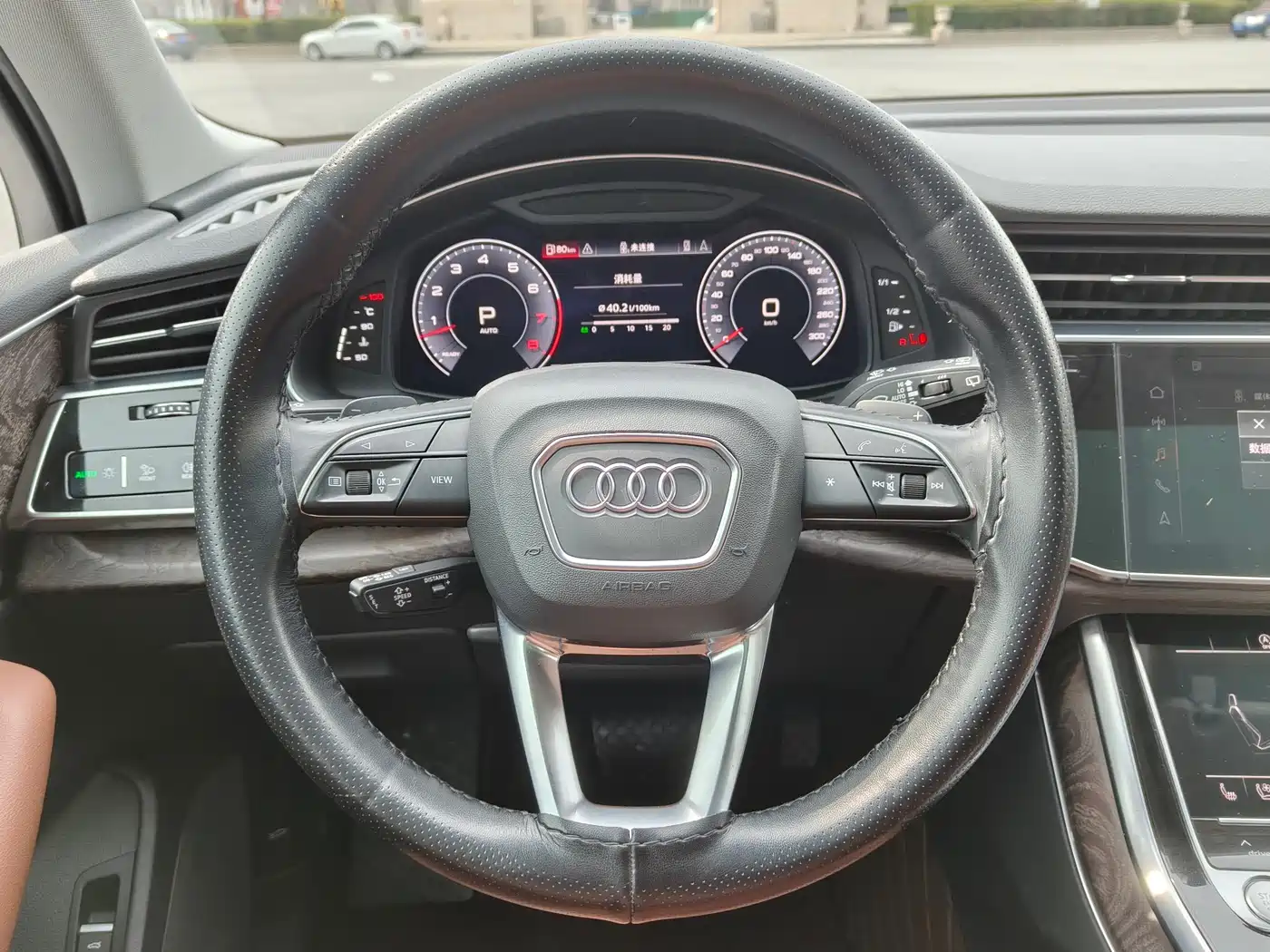AUDI Q7
