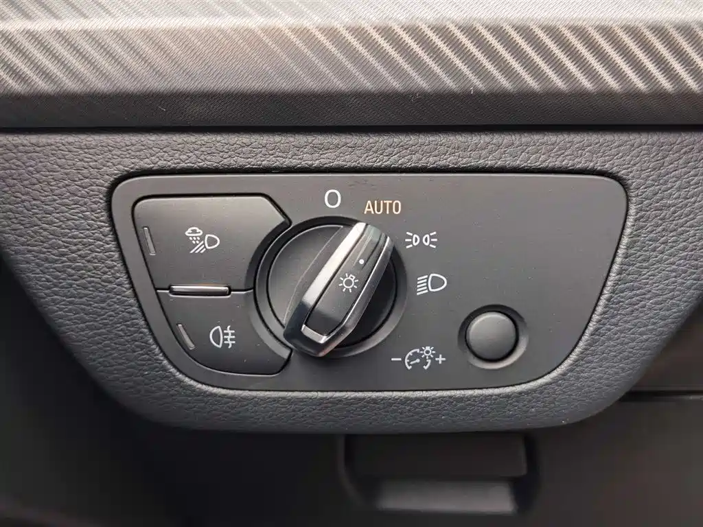 Audi Q5L 2020 45 TFSI Exclusive Fashion фото 14