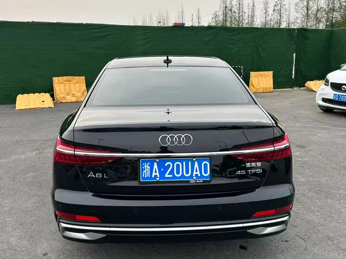 Audi A6L 2024 45 TFSI Premium Elegance фото 5