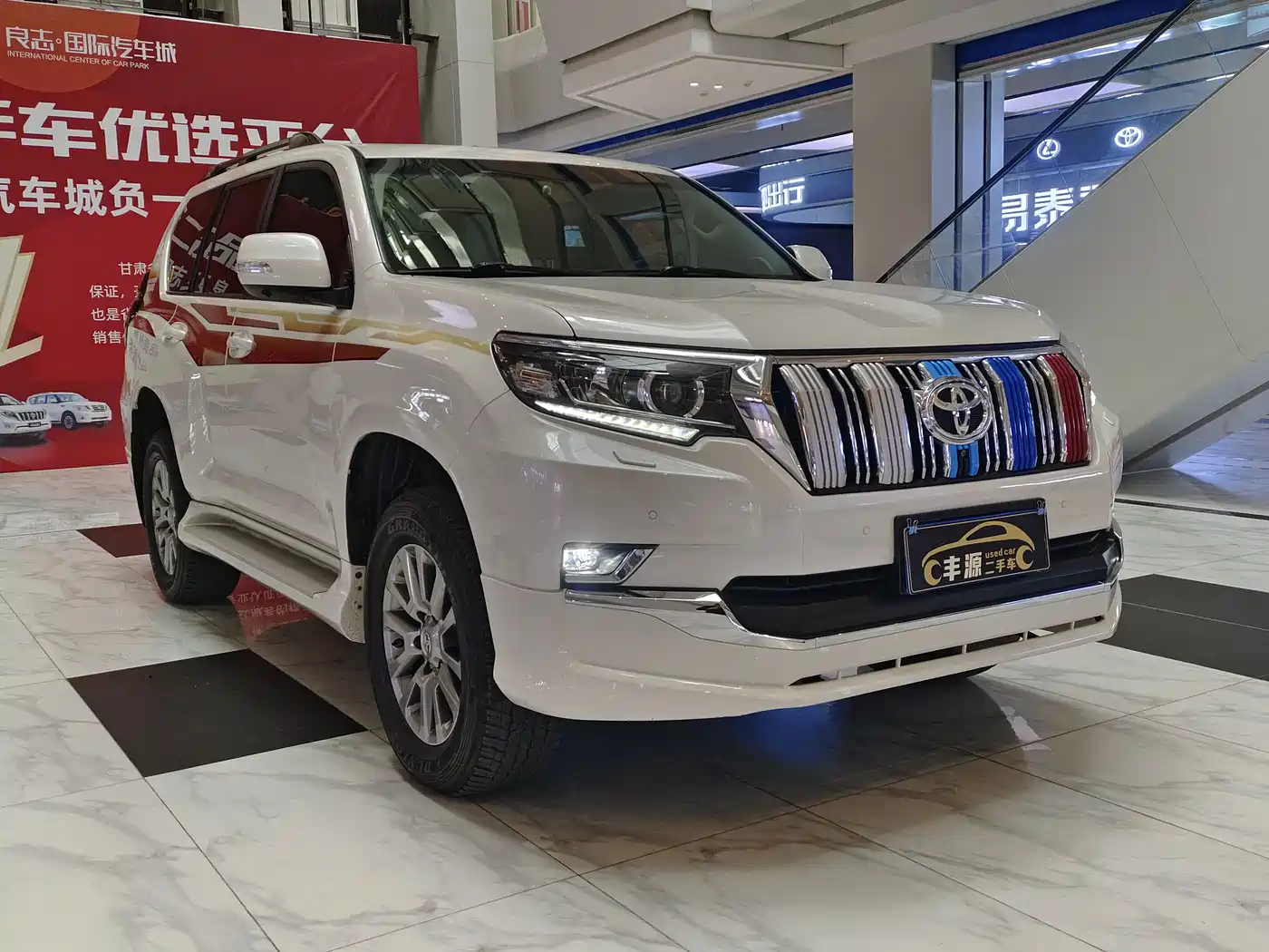 Toyota Prado 2019 3.5L Automatic TX-L Zunxiang Edition фото 3