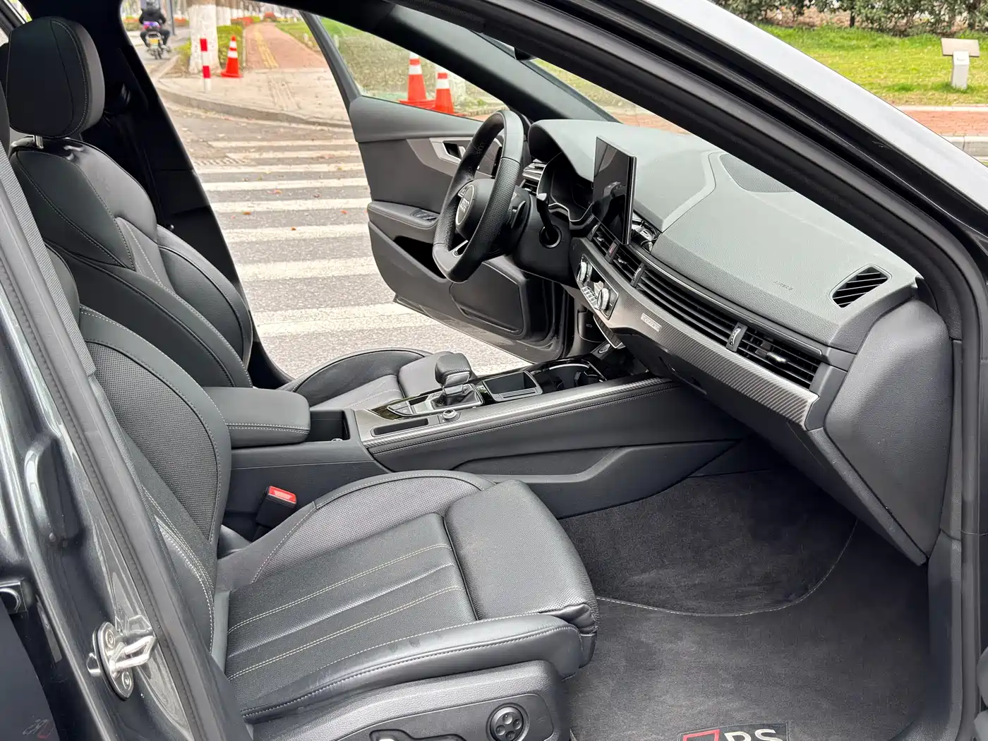 Audi A4L 2024 40 TFSI quattro RS Kit Speed Edition фото 10