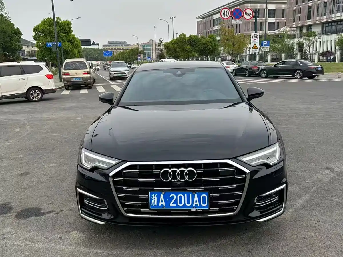 Audi A6L 2024 45 TFSI Premium Elegance фото 2