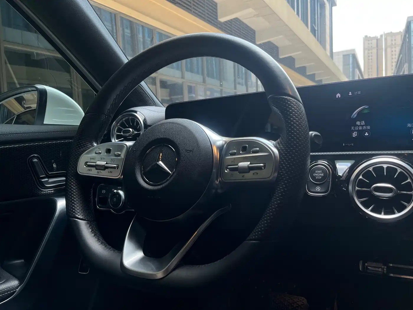 Mercedes-Benz A-Class 2021 A 200 L Sport Sedan Fashion Edition фото 16
