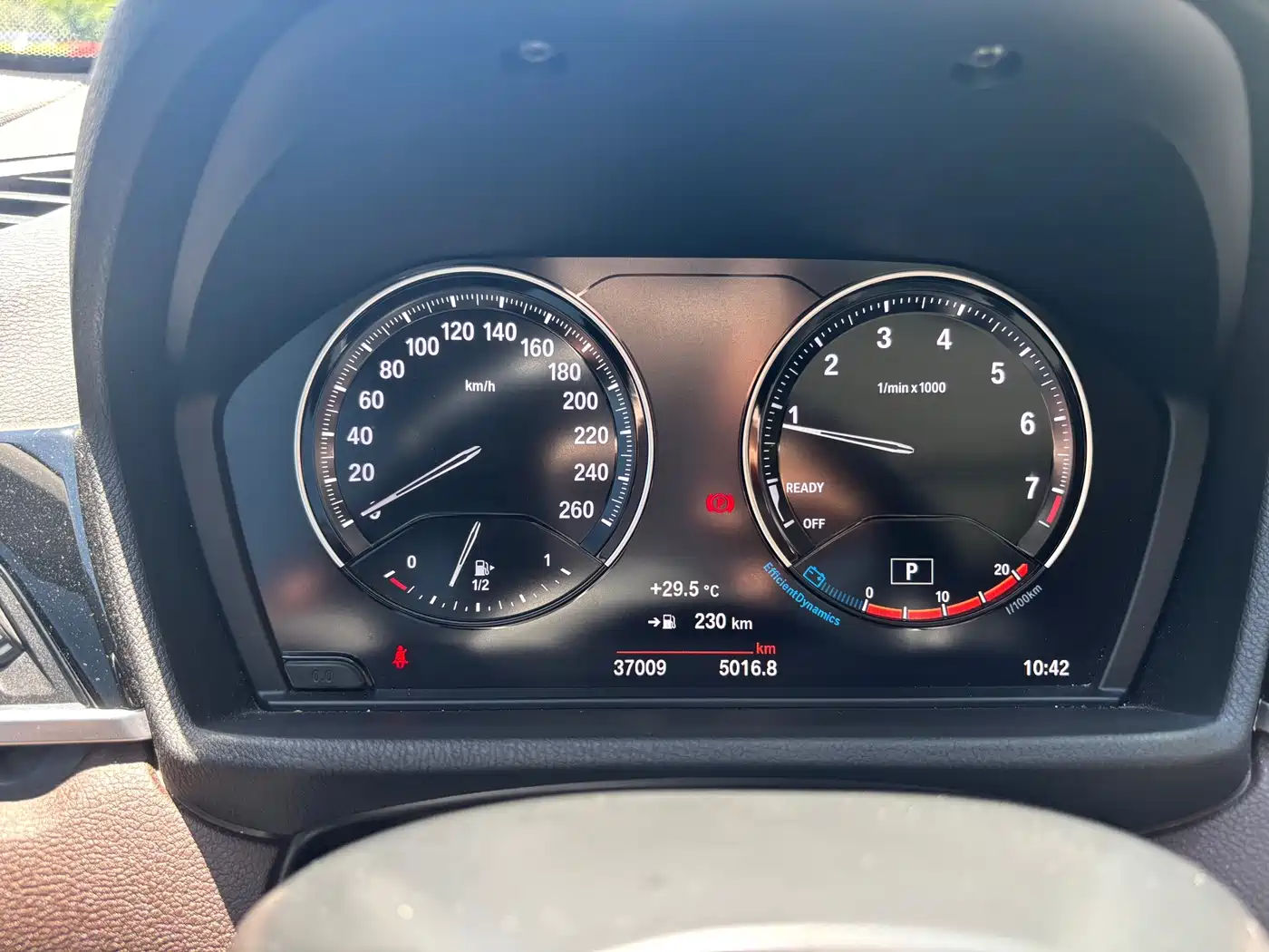 BMW X1 2022 sDrive25Li Leading фото 11