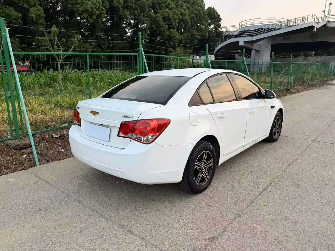 Chevrolet Cruze 2013 1.6L SL Universe AT фото 14
