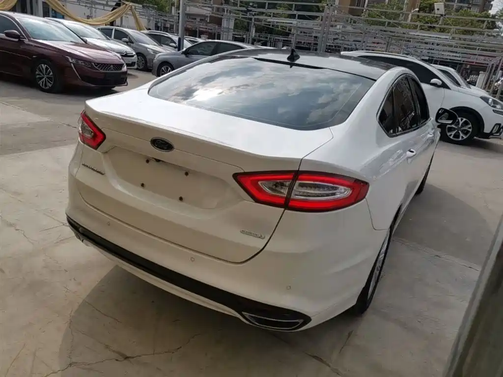 FORD MONDEO
