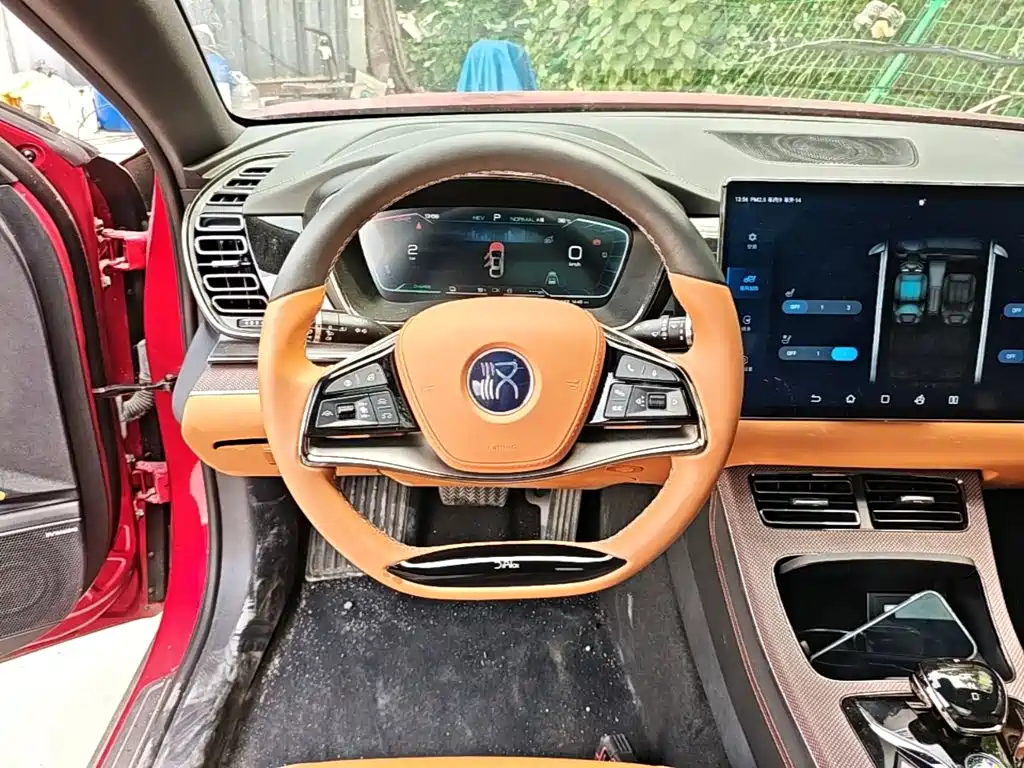 BYD Han 2025 2022 DM-i 121KM Premium Edition