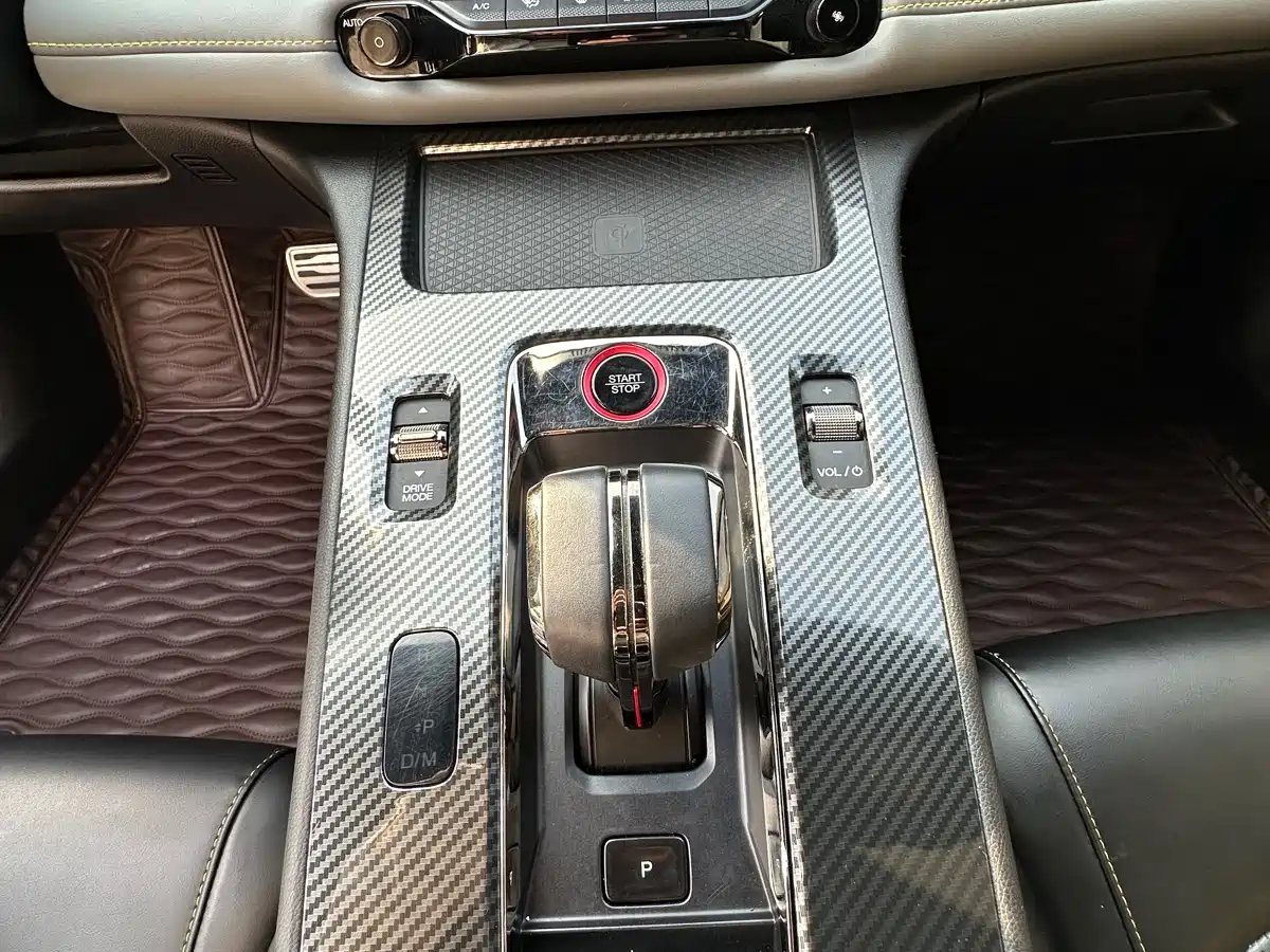 GAC Trumpchi Trumpchi Emkoo 2023 270T DCT J16 Edition фото 22