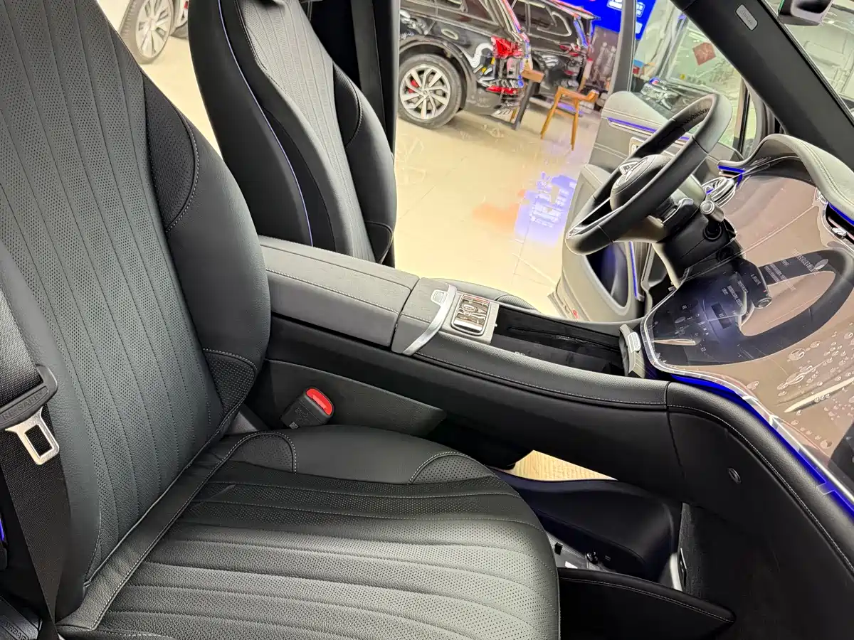 Mercedes-Benz EQS SUV 2025 Model 500 4MATIC фото 8