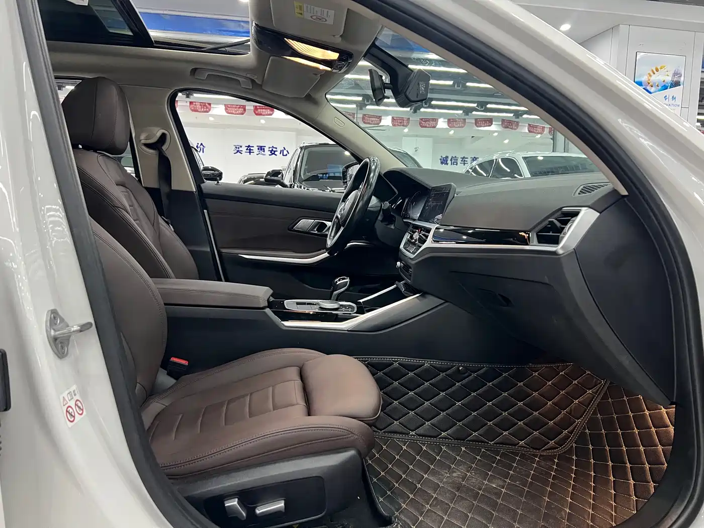 BMW 3 Series 2020 320Li M Sport Package фото 8