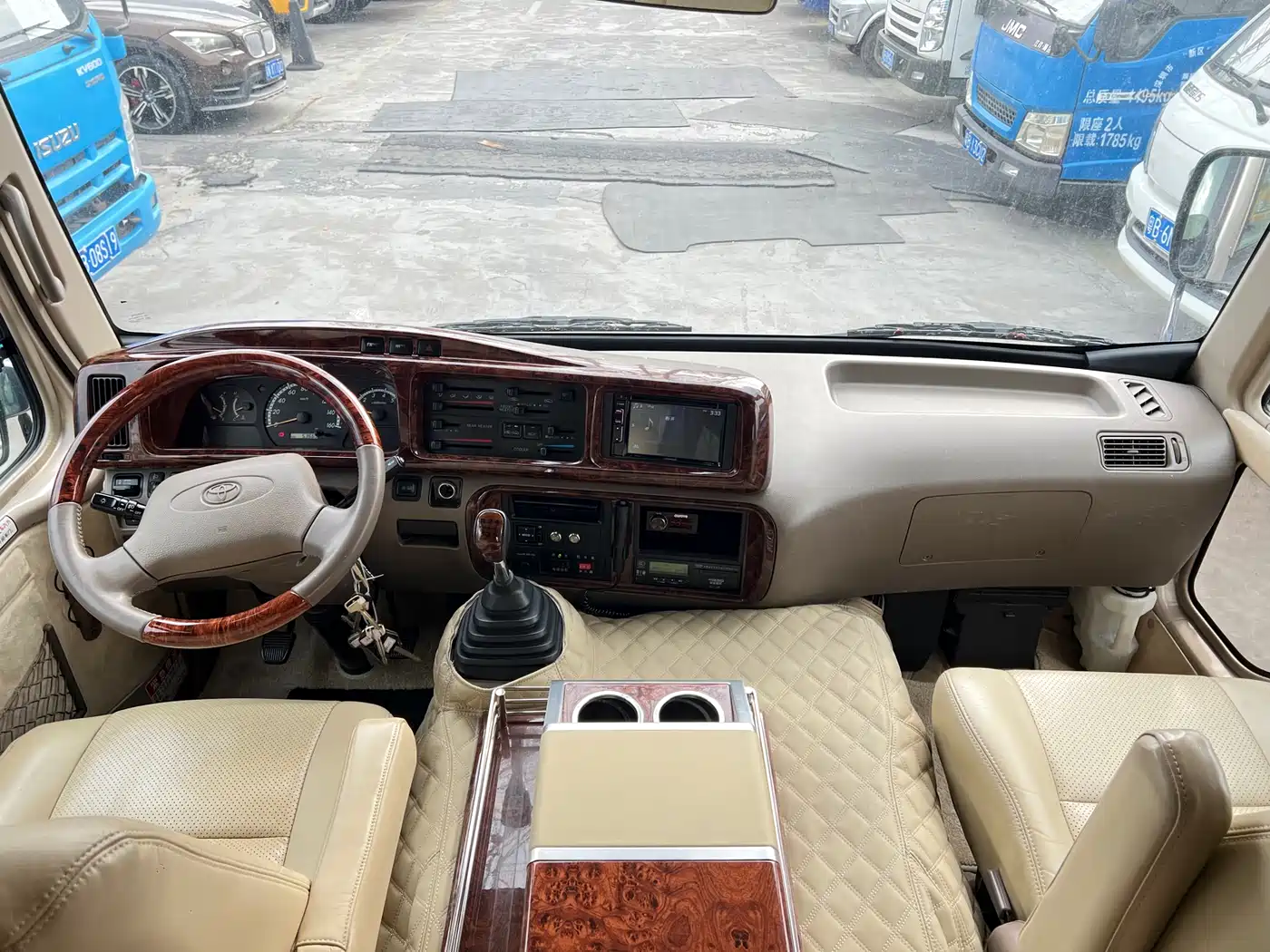 Toyota Coaster 2015 4.0L Premium Bus GRB53L-ZCMSK 20-seater фото 12