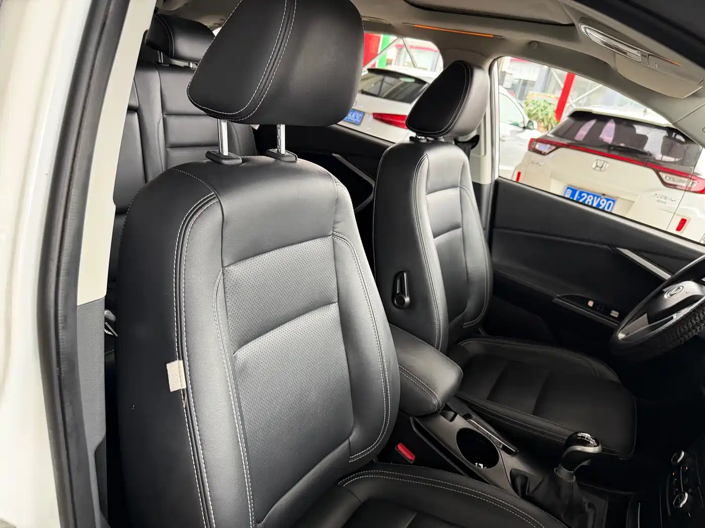 BAIC Huansu S6 2019 2016 1.5T Manual Leading Style