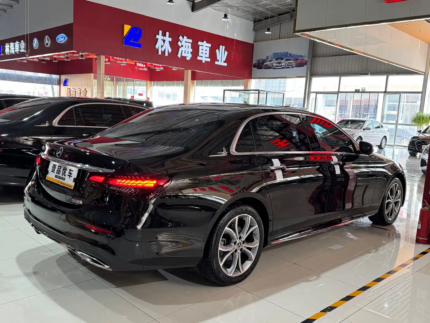 Mercedes-Benz E-Class 2021 E 300 L Sport Fashion фото 25
