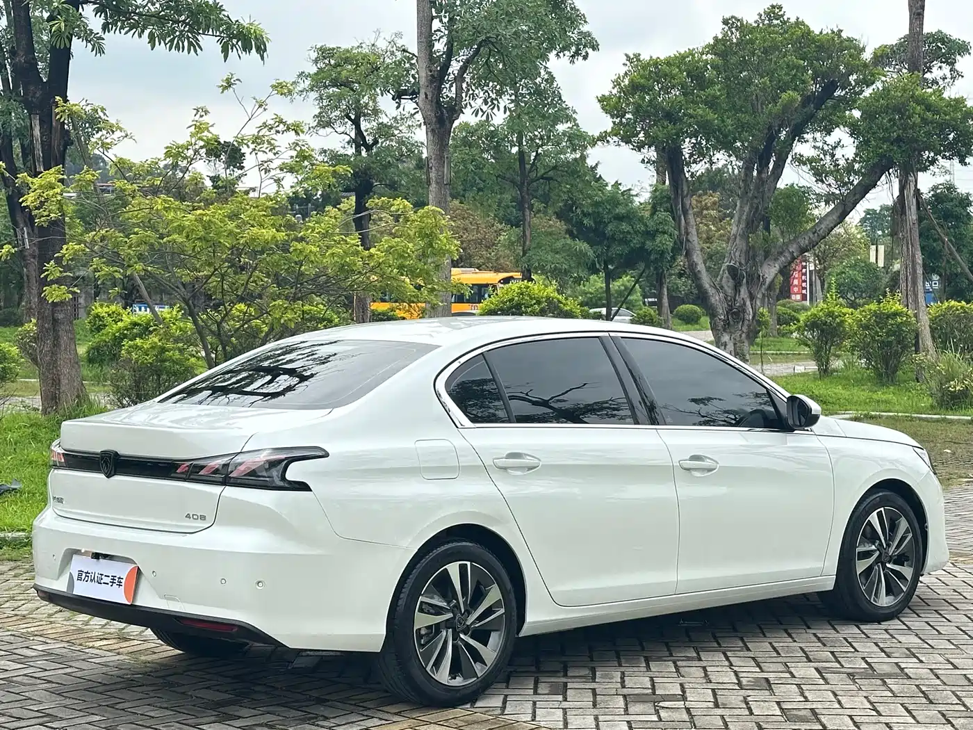 Peugeot 408 2022 1.6T Dream Chaser Edition фото 9