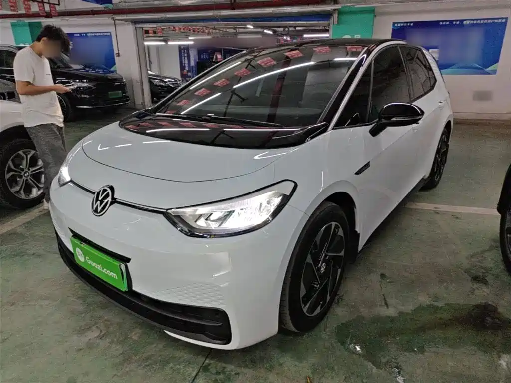 Volkswagen ID.3 2023 Pure Smart Edition фото 2