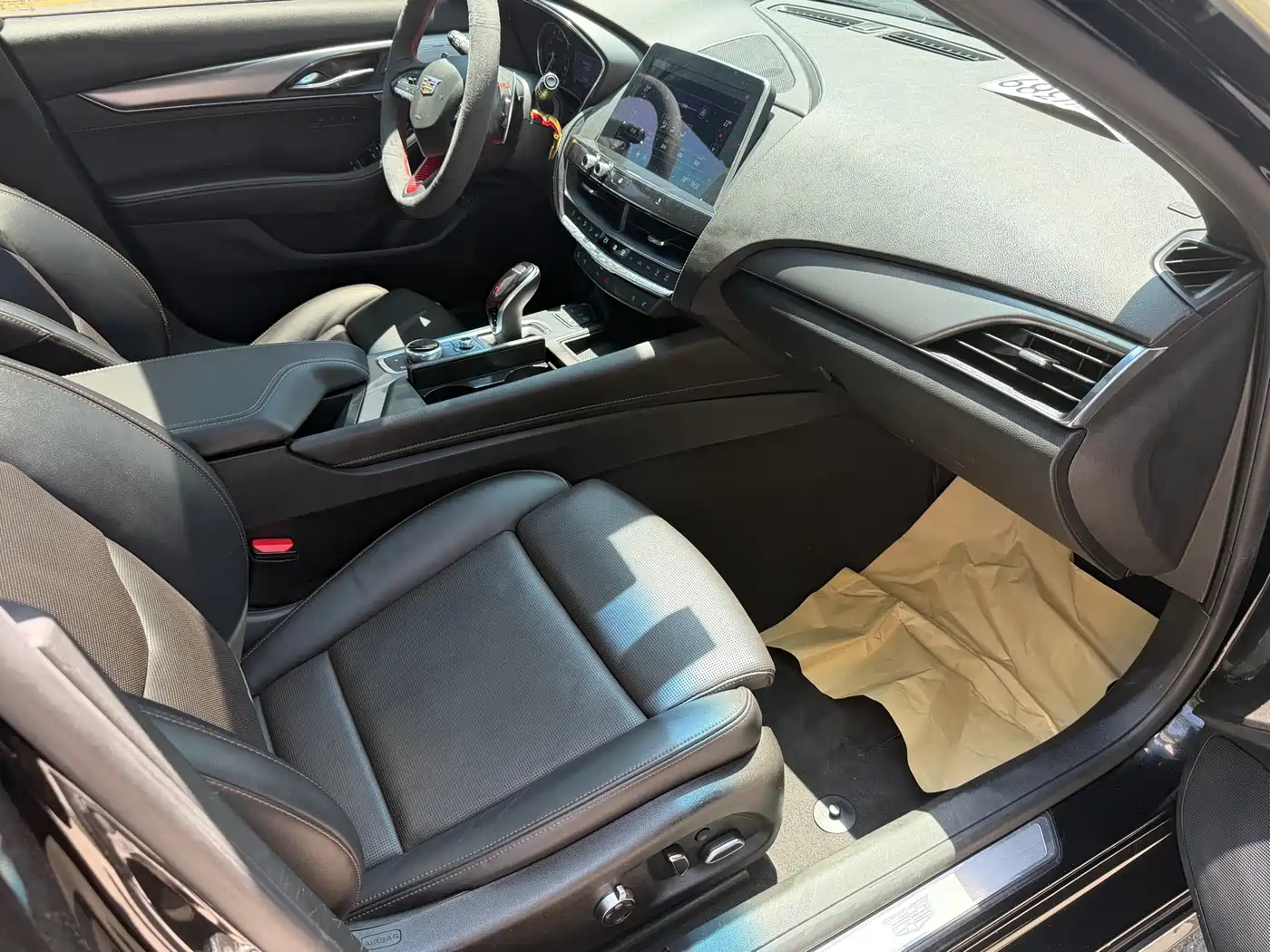 Cadillac CT5 2021 28T Leading Sport фото 18