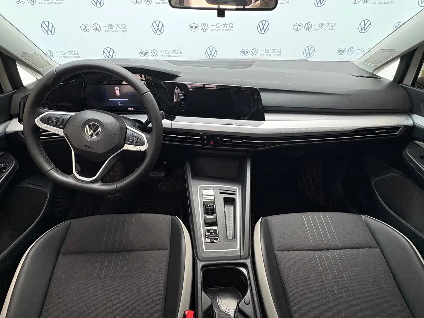 Volkswagen Golf 2021 280TSI DSG Pro фото 6