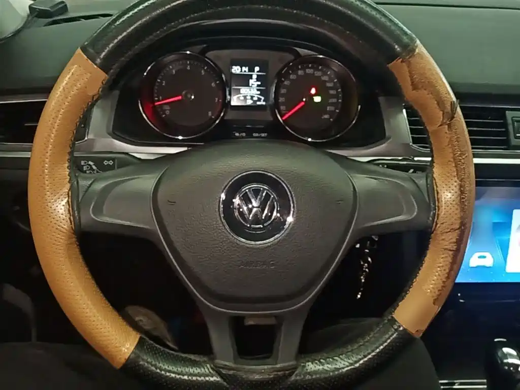 Volkswagen Bora 2018 1.5L Automatic Fashion фото 11