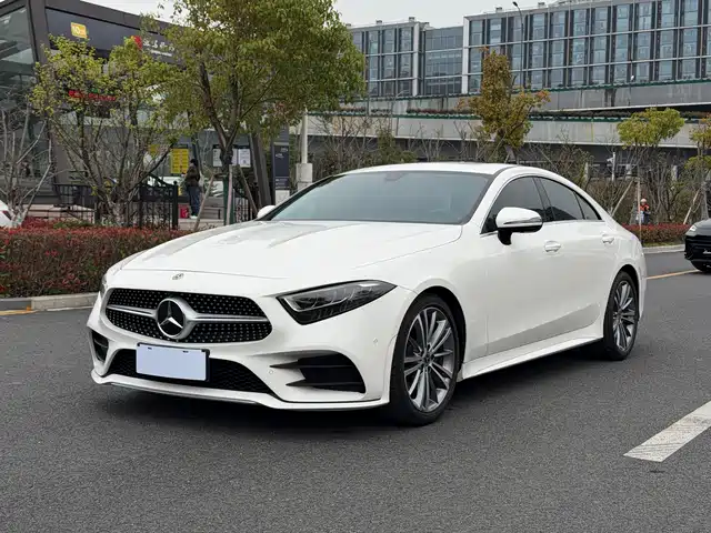 MERCEDES-BENZ CLS