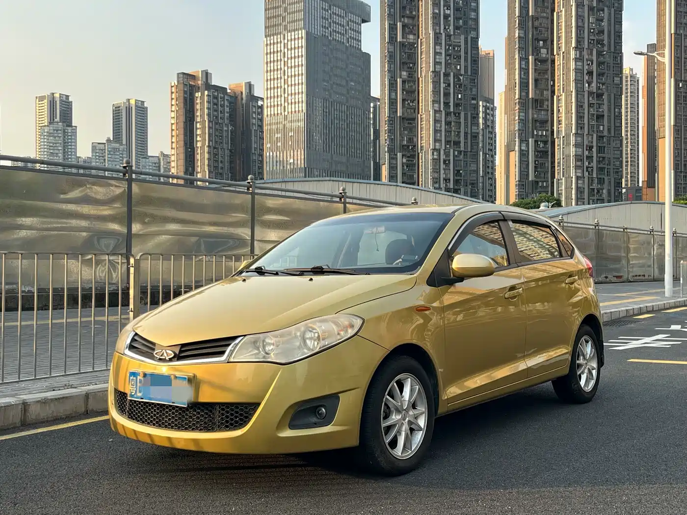 Chery Fengyun 2 2012 2010 Hatchback 1.5L Progressive