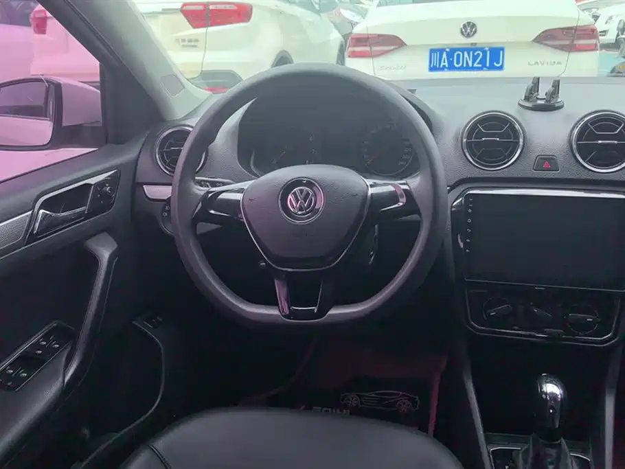 Volkswagen Jetta 2019 Dream Edition 1.5L Auto Fashion фото 15