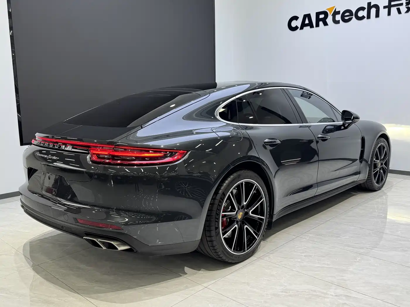 Porsche Panamera 2017 Panamera Turbo 4.0T фото 6