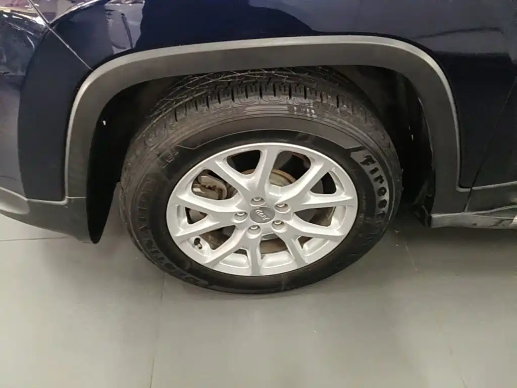 Jeep Cherokee 2018 2017 2.0L Superior Edition