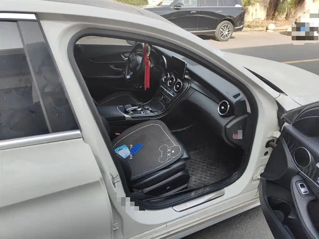 Mercedes-Benz C-Class 2016 C 200 L Sport фото 20