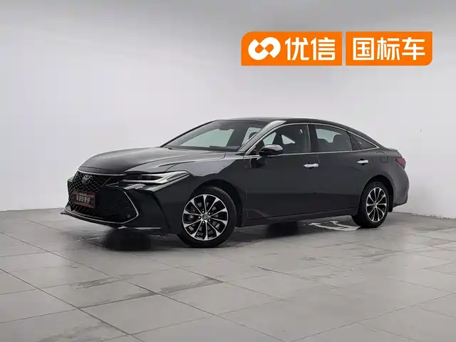 Toyota Avalon 2.5L, Люкс