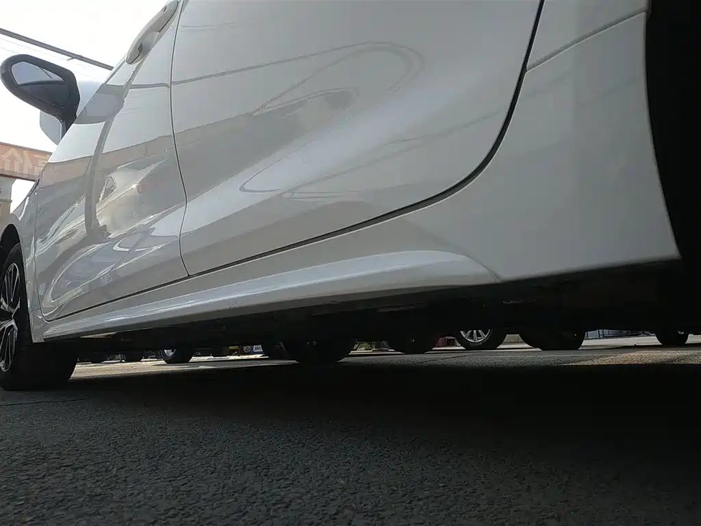Toyota Levin 2023 Smart Hybrid 1.8L Leading Edition фото 20