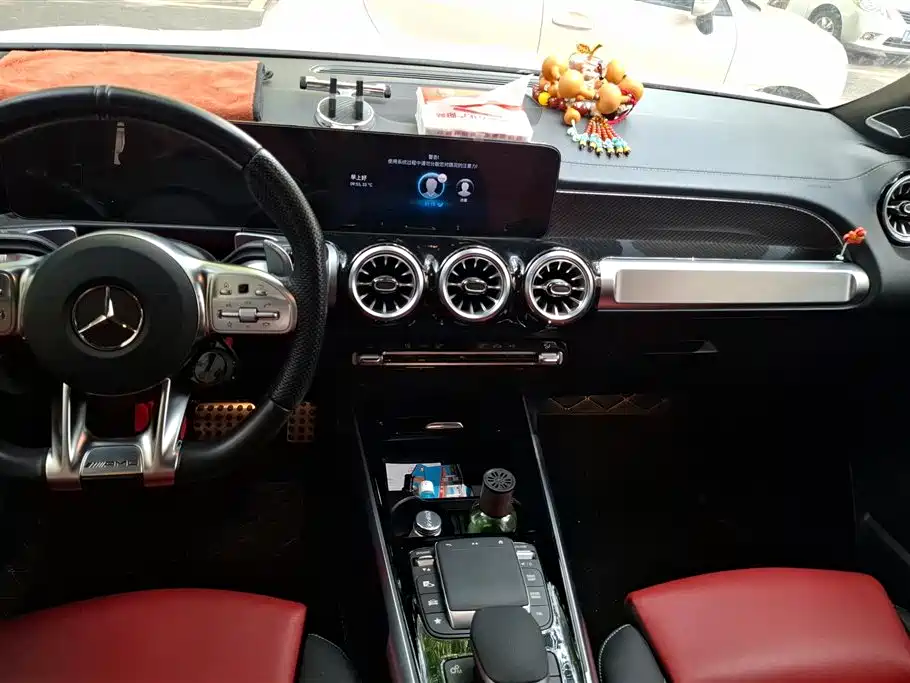 Mercedes-Benz GLB AMG 2022 AMG GLB 35 4MATIC фото 13