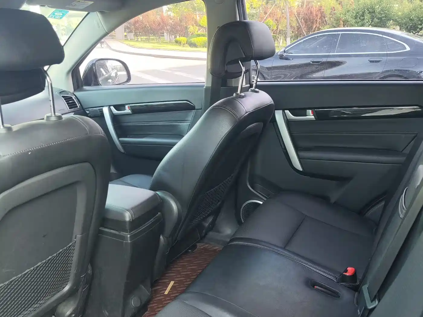 Chevrolet Captiva 2017 2.4L 2WD Luxury Edition 7-Seater фото 7
