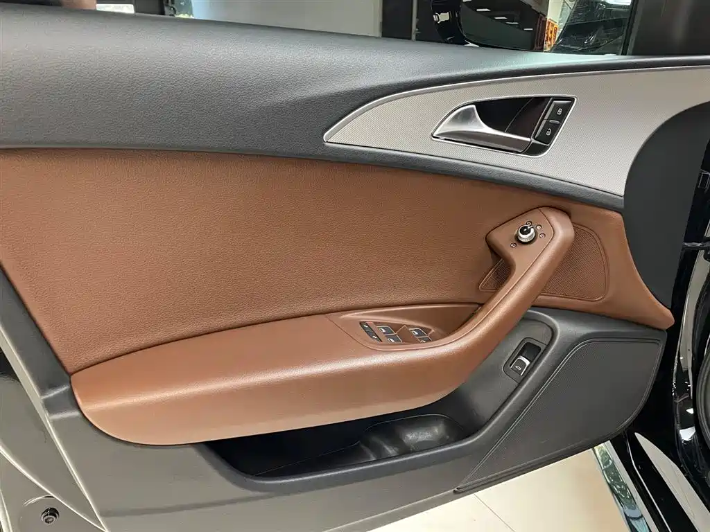 Audi A6L 2018 Model 35 TFSI Collector's Edition фото 15