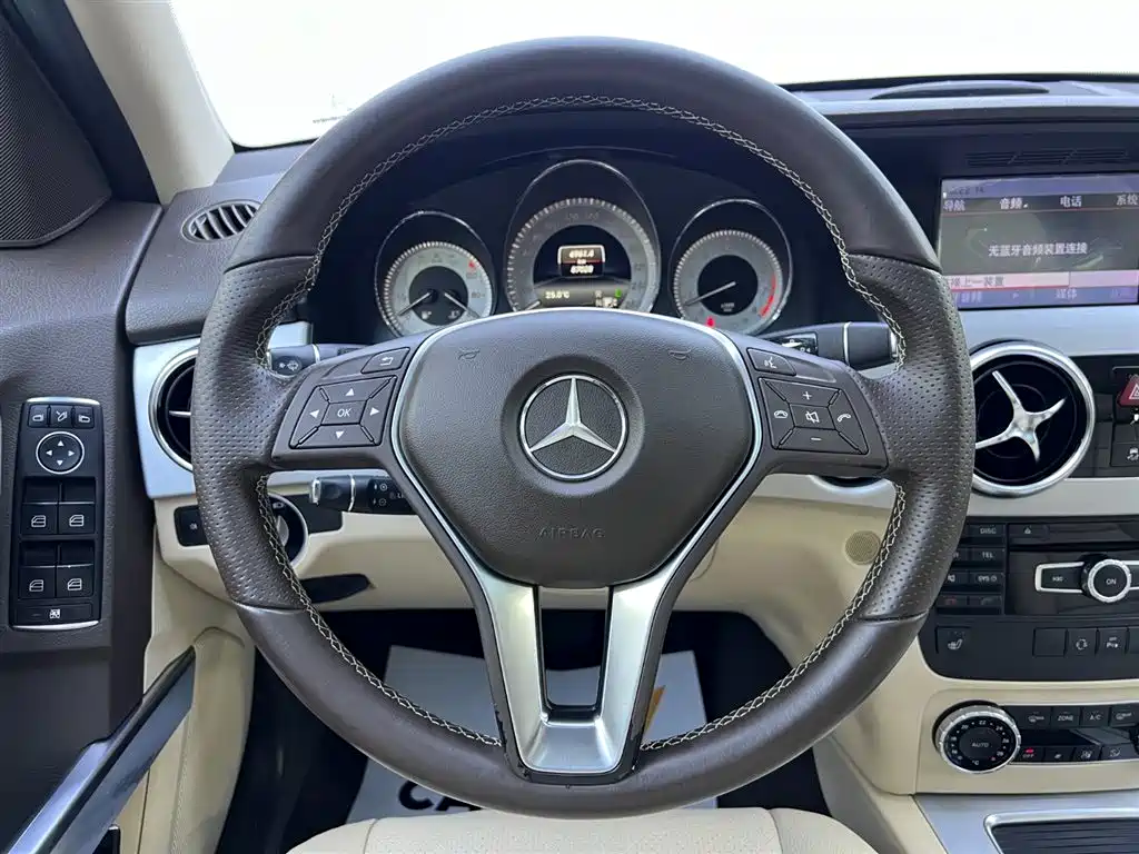 Mercedes-Benz GLK-Class 2013 Facelift GLK 300 4MATIC Fashion фото 11