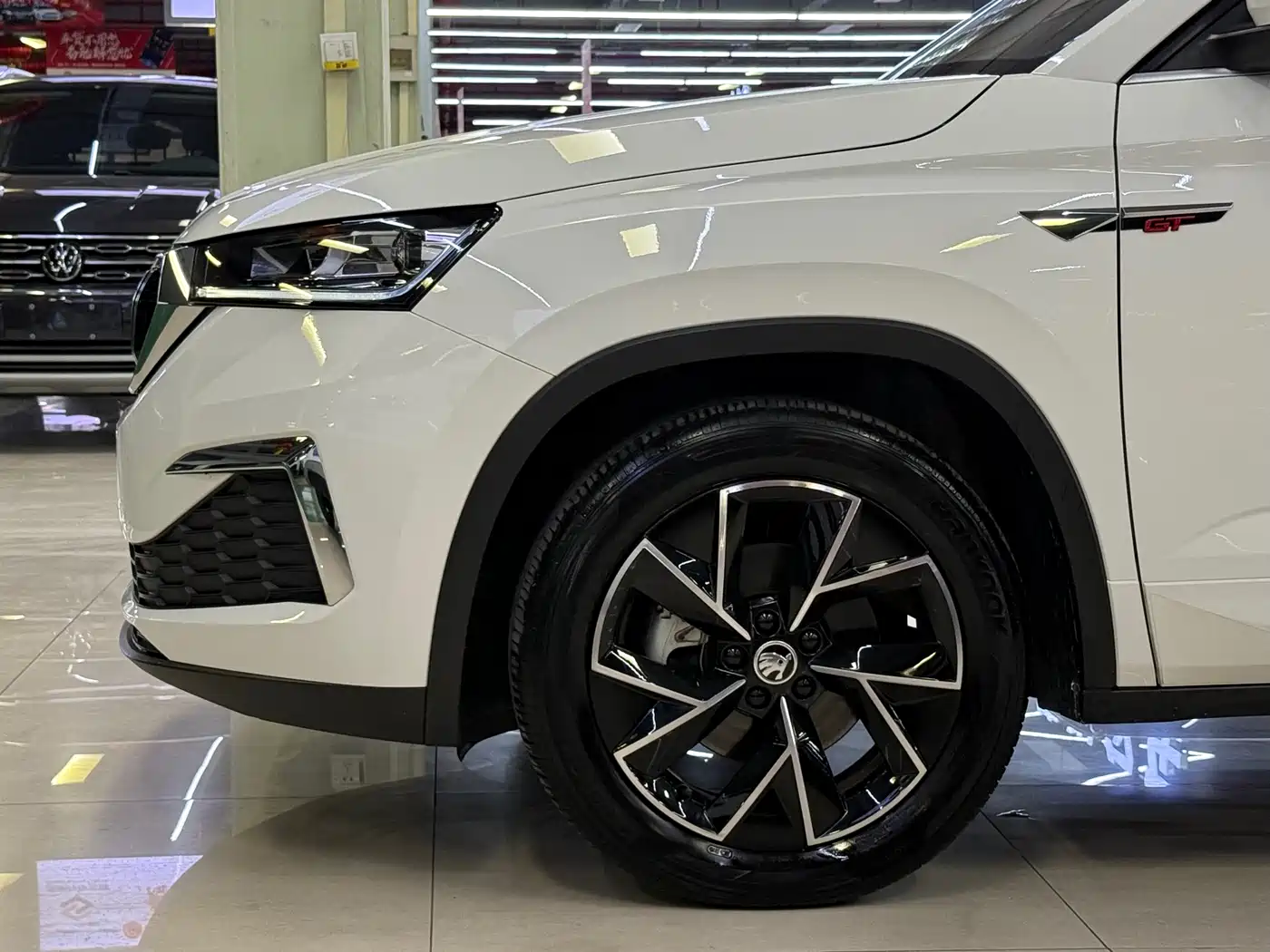 Škoda Kamiq 2021 GT 1.5L Automatic Flagship Edition фото 18