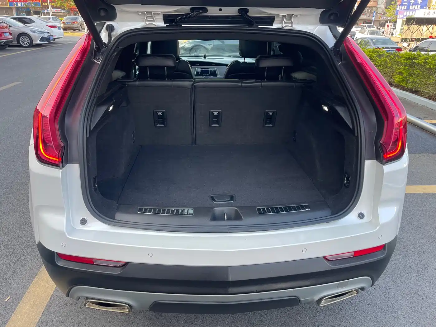 Cadillac XT4 2020 28T FWD Leading Trim фото 20