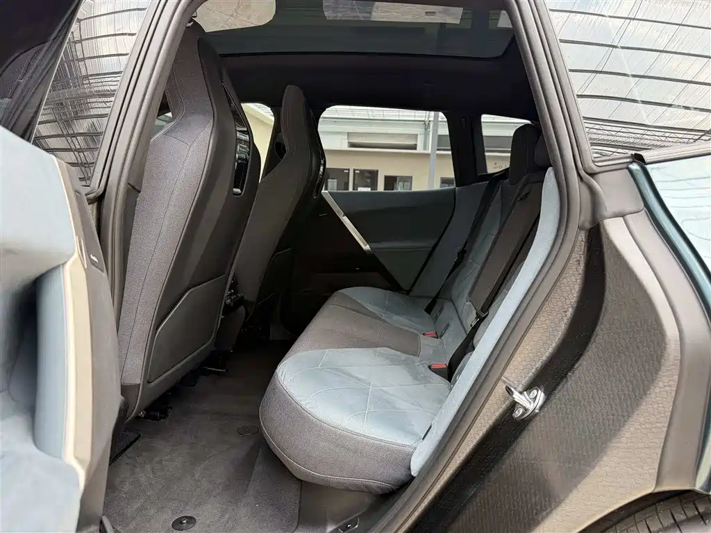 BMW iX 2024 2023 xDrive40