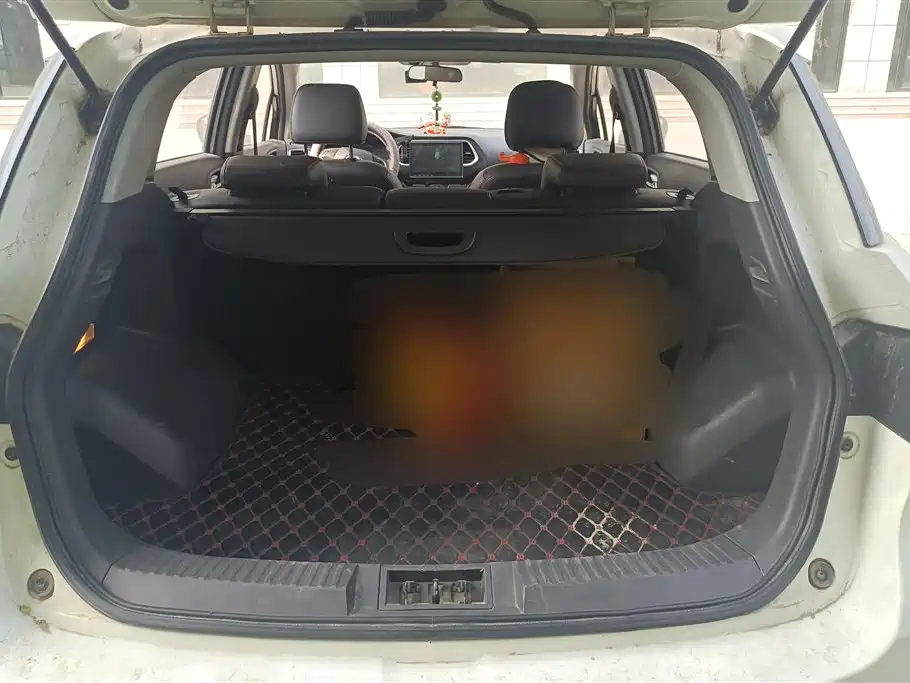 GAC Trumpchi Trumpchi GS4 2017 200T Manual 2WD Elite фото 4