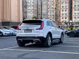Фото 6 - Cadillac XT4