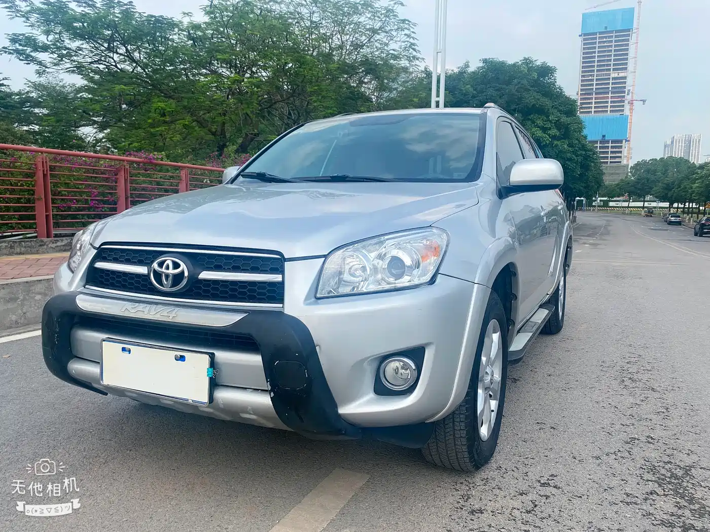 Toyota RAV4 Rongfang 2010 2.4L Automatic Luxury Upgrade Edition