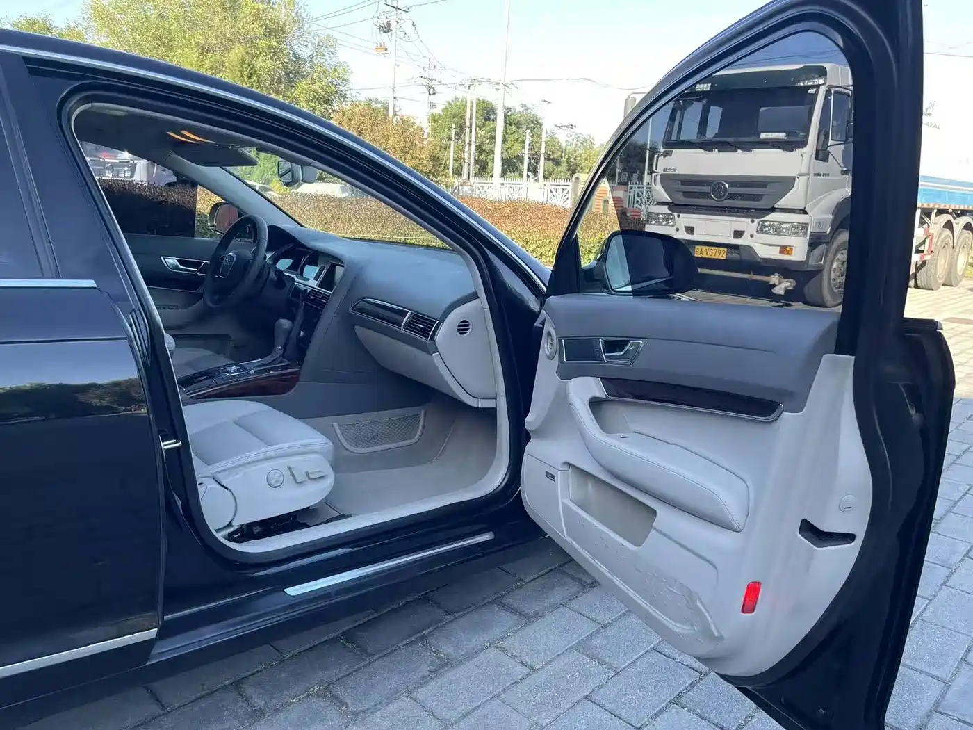 Audi A6L 2011 2011 Model 2.4L Luxury